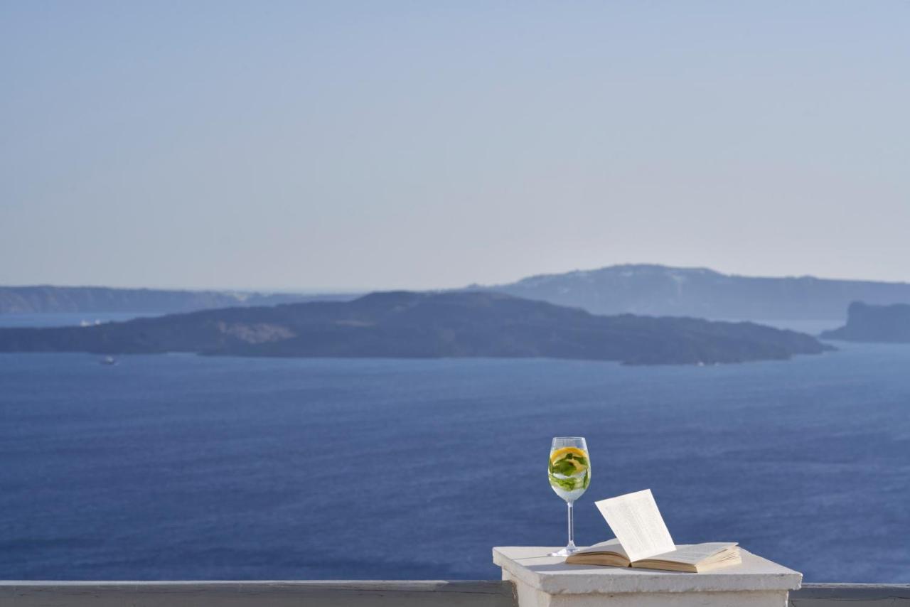 Mr And Mrs White Oia - Santorini Hotel Exterior photo