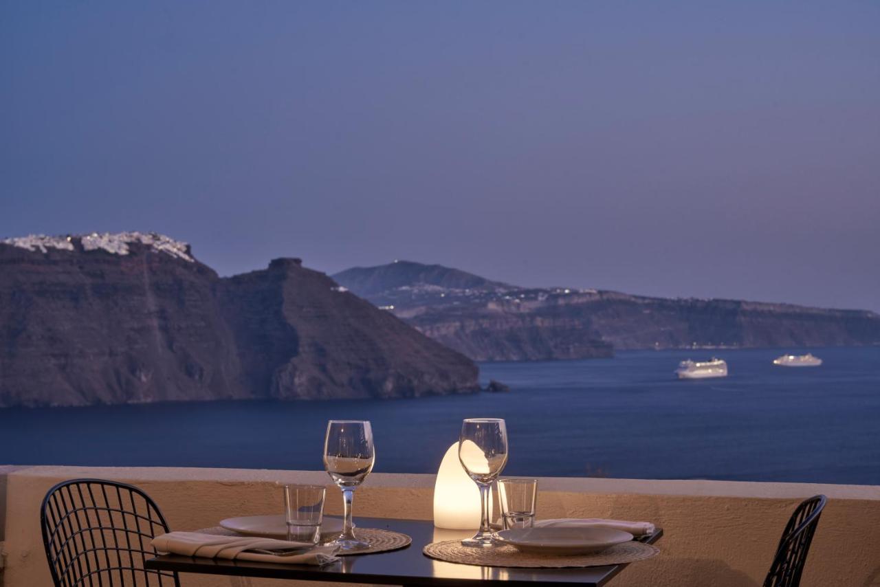 Mr And Mrs White Oia - Santorini Hotel Exterior photo